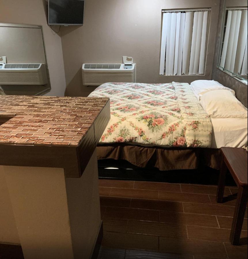 Royal Relax Inn Fairmont City Luaran gambar